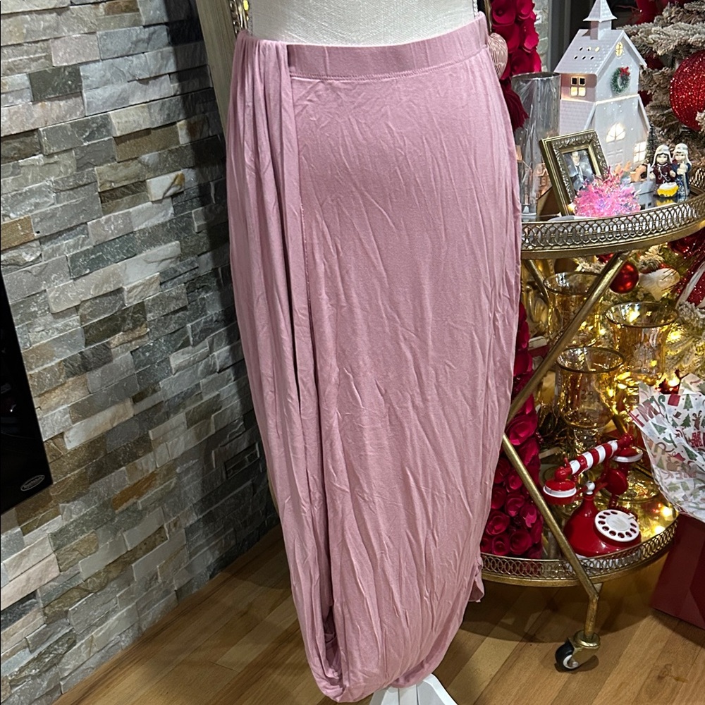 Chic Asymmetrical Pink Skirt